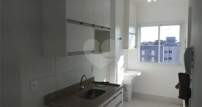 Apartamento com 3 quartos à venda em Jardim Santiago - SP