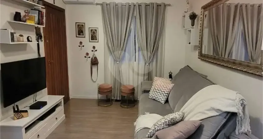 Condomínio com 2 quartos à venda em Vila Todos Os Santos - SP