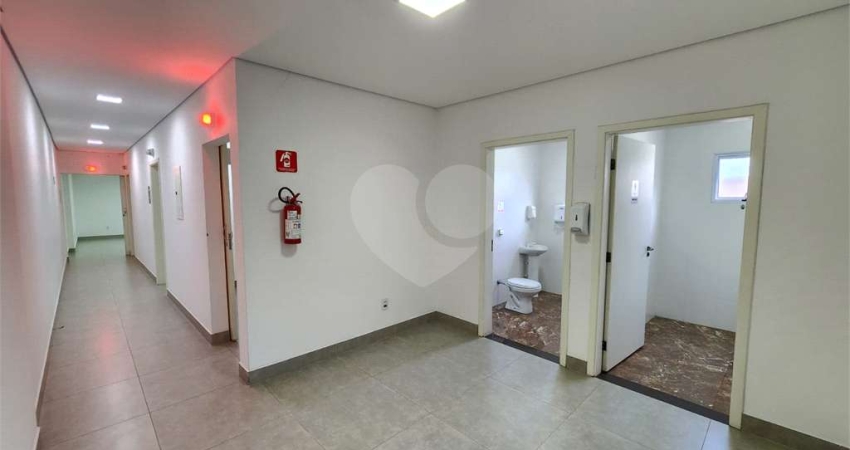 Salão Comercial à venda ou para locação em Centro - SP