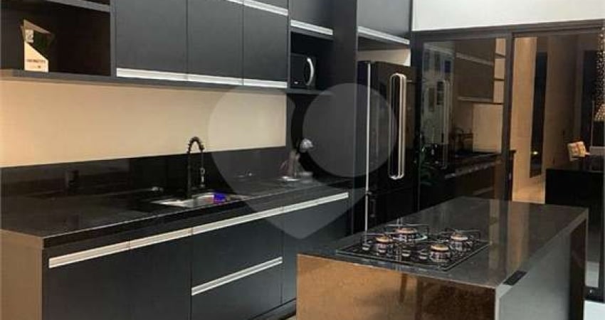 Condomínio com 3 quartos para locação em Jardim Mantova - SP