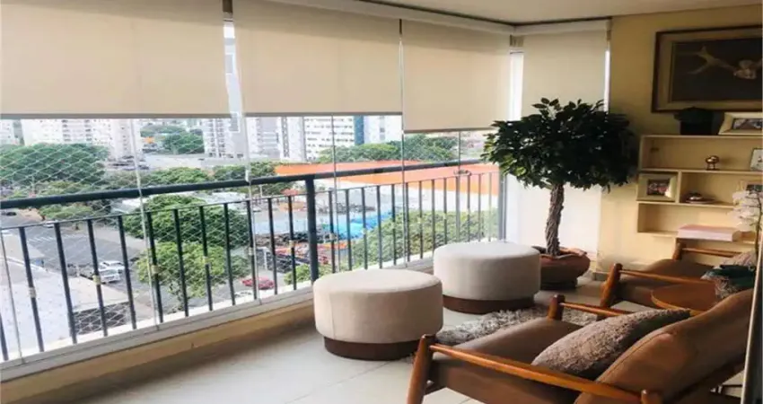 Apartamento com 3 quartos para locação em Cidade Nova I - SP