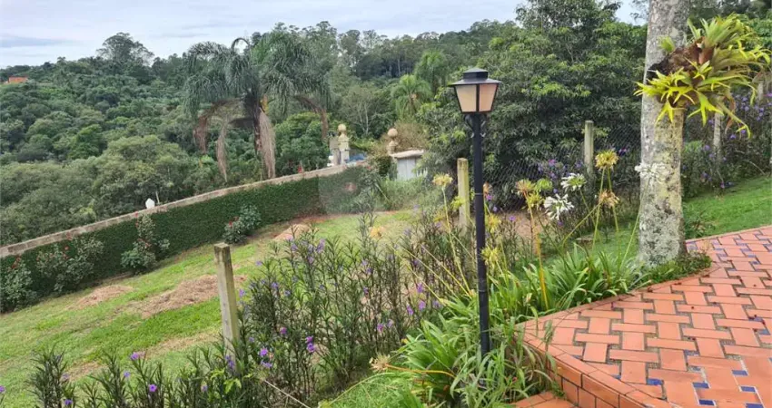 Chácara / sítio com 6 quartos à venda no Embu Mirim, Itapecerica da Serra