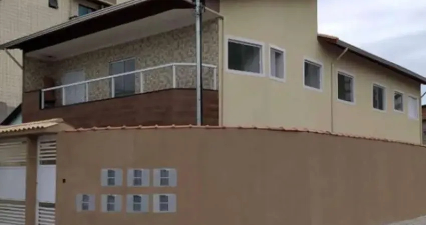 Excelente sobreposta alta em condomínio fechado na guilhermina