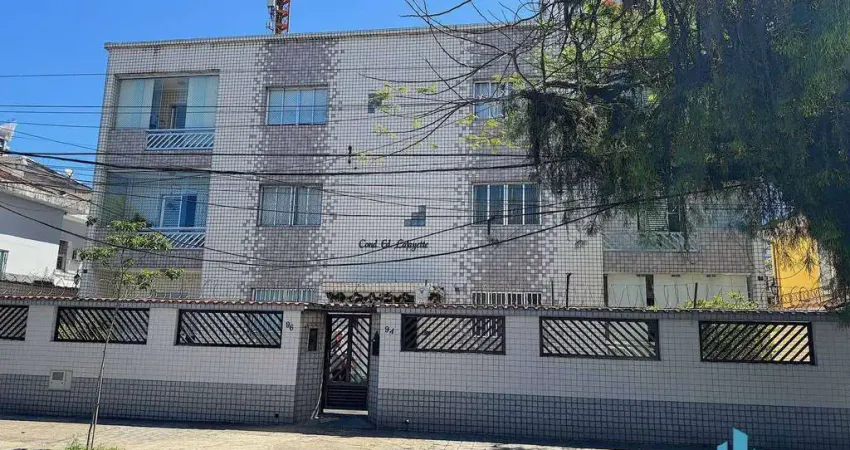 Excelente apartamento para locação no 1º andar no bairro do embaré