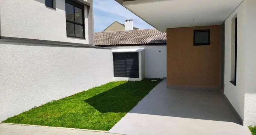 Sobrado com 3 dormitórios à venda, 160 m² por R$ 940.000,00 - São Lourenço - Curitiba/PR