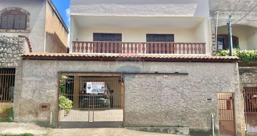 Casa 07 Quartos à venda no bairro Teixeiras em Juiz de Fora - MG