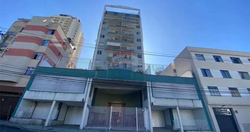 Apartamento 2 Quartos com Varanda no Alto dos Passos – Rua Dom Silvério