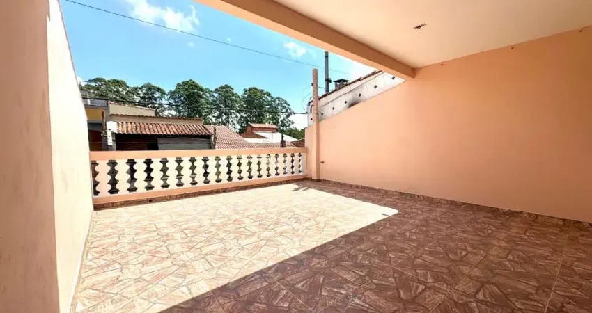Confortável sobrado para venda em Cooperativa com 3 quartos, 165m²