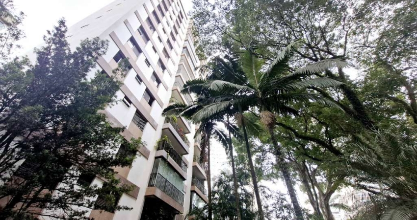 Atraente cobertura para venda com 3 quartos, sendo 3 suítes, 585m²