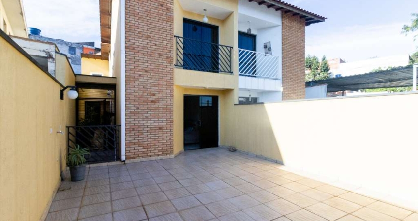 Deslumbrante sobrado para venda com 4 quartos, sendo 4 suítes, 207m²