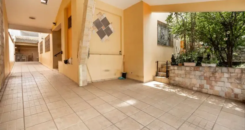 Agradável sobrado para venda em Vila Prudente com 4 quartos, sendo 1 suíte, 212m²