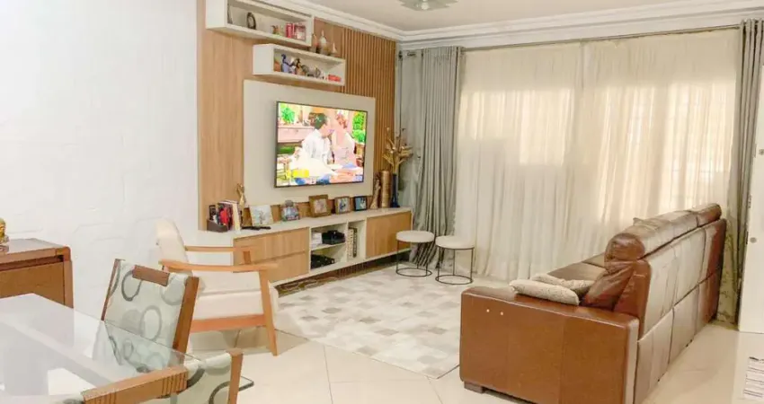Funcional casa tipo para venda em Santa Teresinha com 5 quartos, sendo 3 suítes, 313m²
