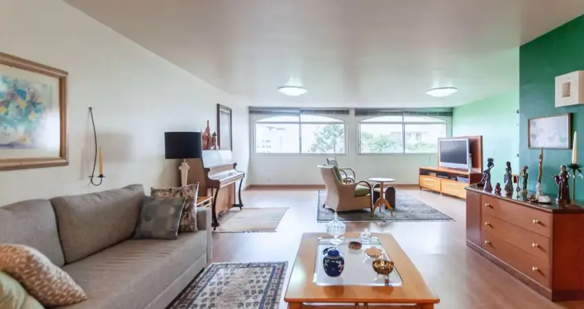 Elegante apartamento tipo para venda em Bela Vista com 4 quartos, sendo 2 suítes, 260m²