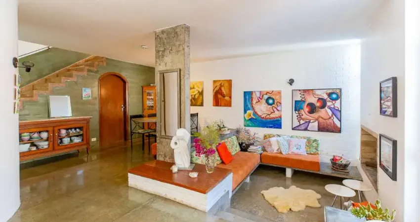 Atraente casa tipo para venda em Vila Santana com 3 quartos, sendo 3 suítes, 182m²