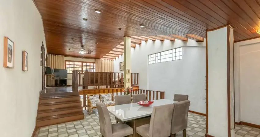 Elegante casa tipo para venda em Parque Mandaqui com 3 quartos, sendo 1 suíte, 174m²