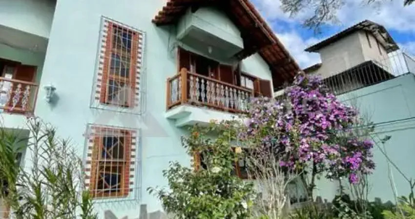 Casa em condomínio fechado com 5 quartos à venda no Golfe, Teresópolis 