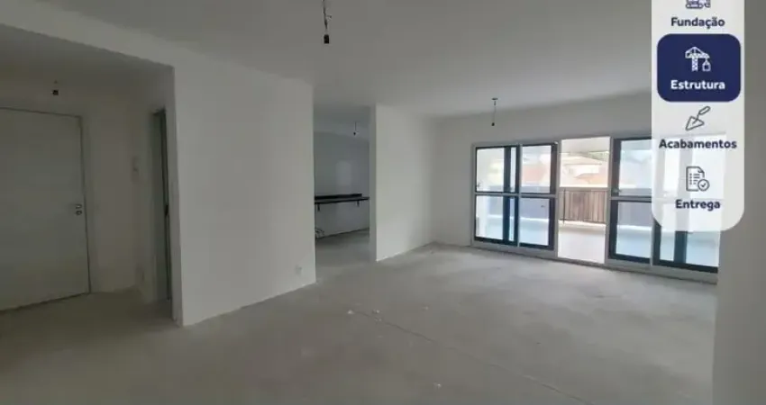 O empreendimento conta com plantas de 2, 3 e 4 dorms, opções com 1 ou 2 suítes, varanda integrada, infraestrutura para ar-condicionado, piso com atenuação acústica e áreas comuns entregues decoradas.