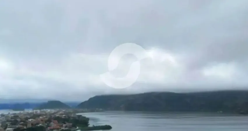 Terreno à venda em Camboinhas, Niterói 