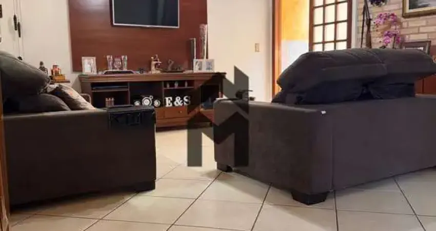 Casa à venda no bairro Jardim Eugênio Mendes Lopes - Ribeirão Preto/SP