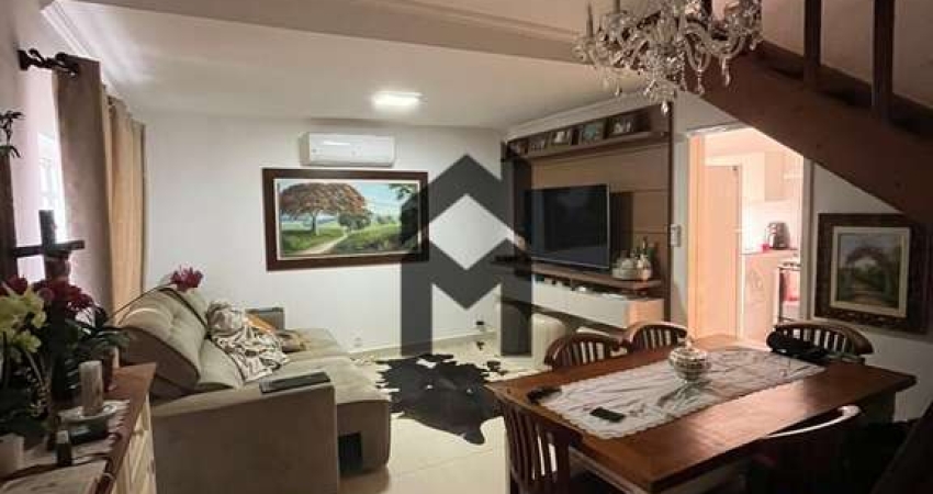 Casa em condomínio fechado