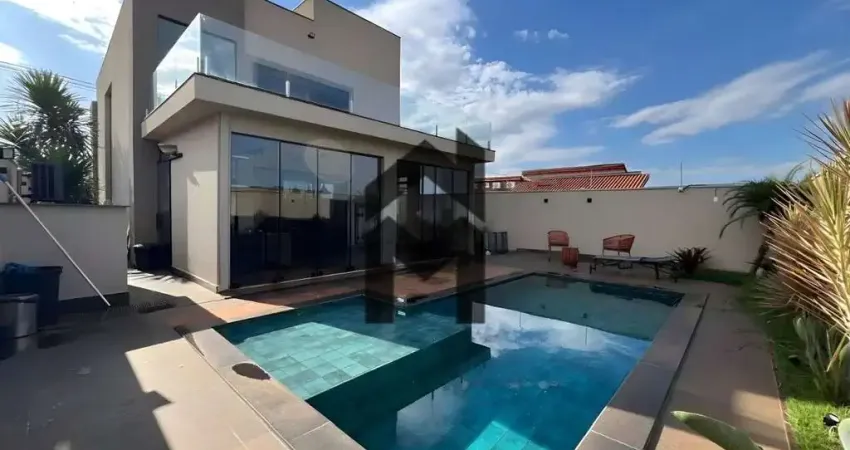 Casa com 3 quartos à venda no Centro, Serrana 