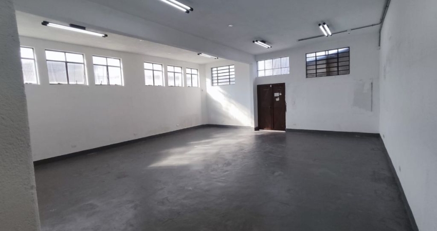 Prédio Comercial 600m² com várias salas e 6 vaga de garagem