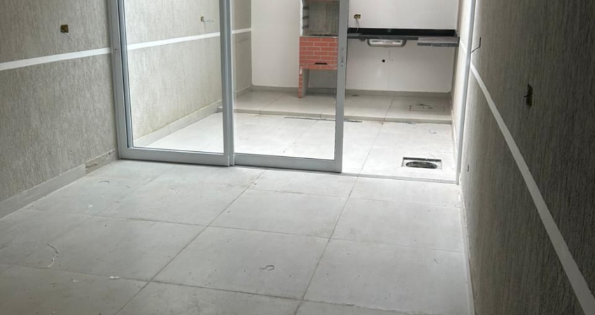 Casa de 3 dormitórios, 2 vagas, 1 suíte em interlagos