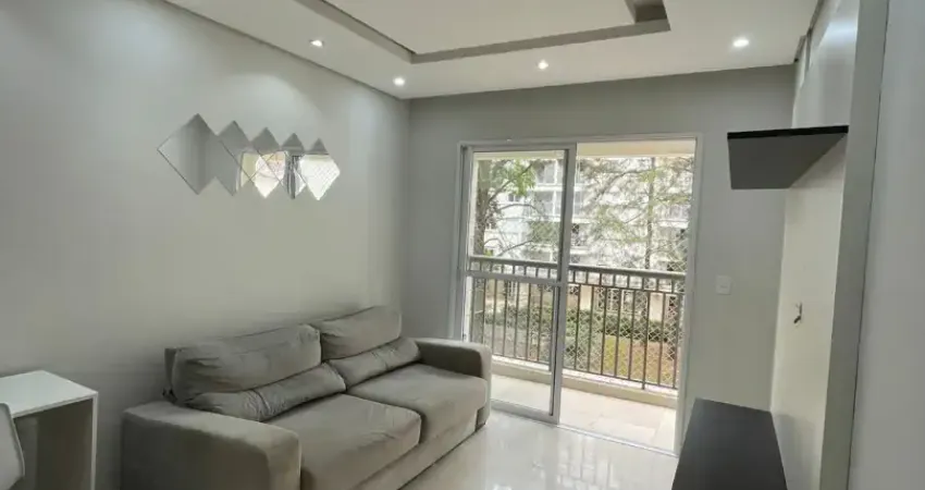 Apartamento de 1 dormitório com varanda e vaga de garagem, pronto para morar