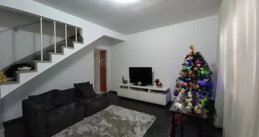 Casa com 2 dormitórios, 83 metros, e vaga de garagem no campo grande