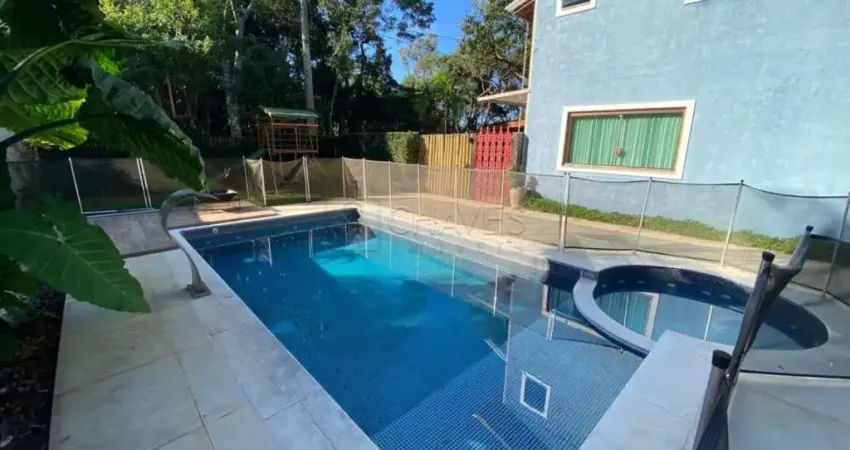 Sobrado de 3 suítes à venda, no Condomínio Parque Petrópolis, 200 m², Roseira, Mairiporã SP