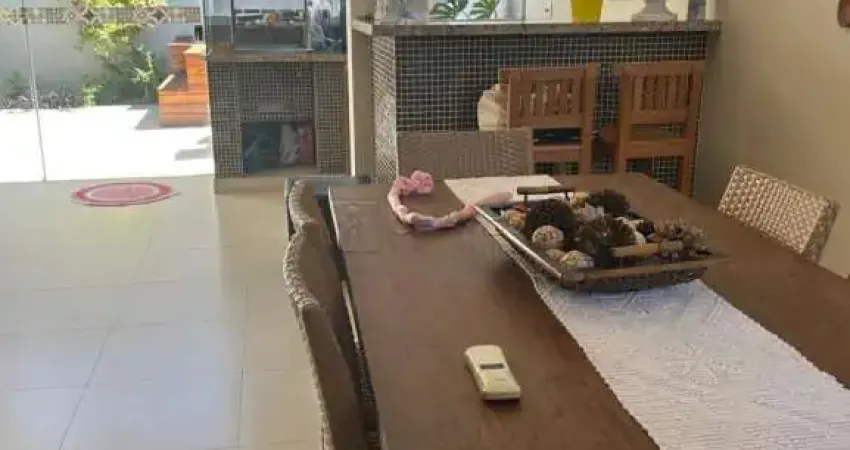 Casa térrea de 3 quartos à venda no Condomínio Colina do Sabia, 235m², Bomfim Paulista, Ribeirão Preto