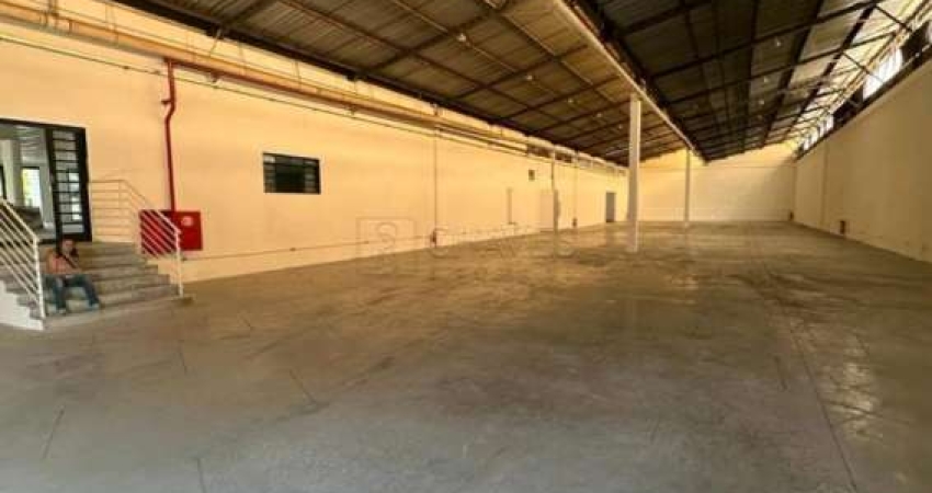 Salão comercial de 1850 m² para alugar na Avenida Castelo Branco, Lagoinha zona leste de Ribeirão Preto
