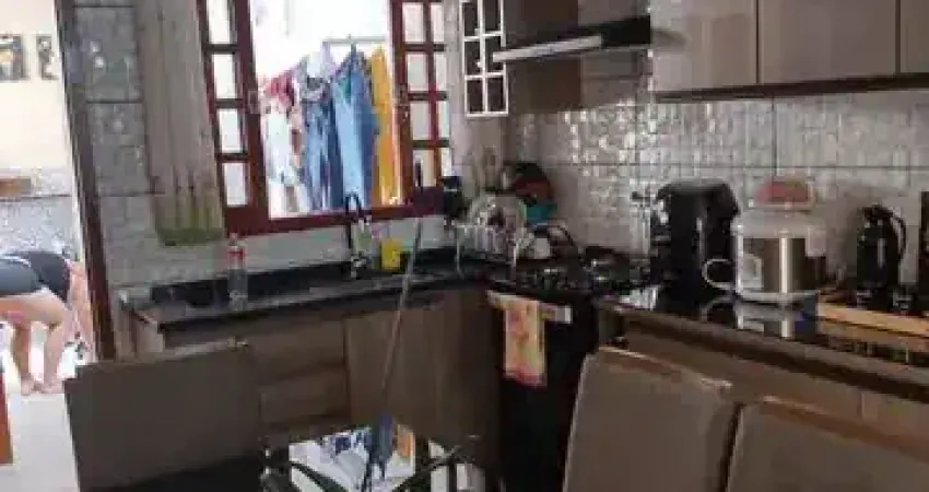 Excelente Casa Em rua Tranquila Agende já sua Visita