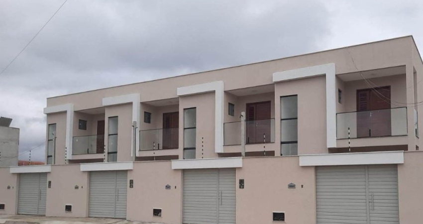 Casa Dúplex com 02 quartos em Nova Esperança – Parnamirim RN