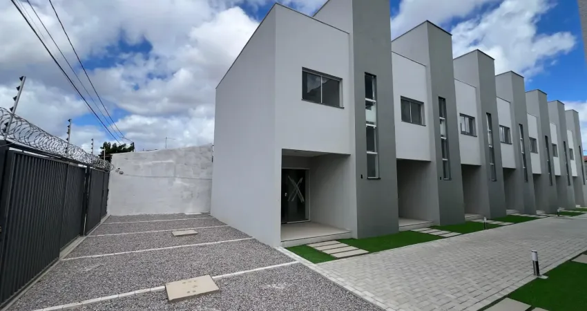 Casas Triplex com 02 quartos em Condomínio na região de Parnamirim RN
