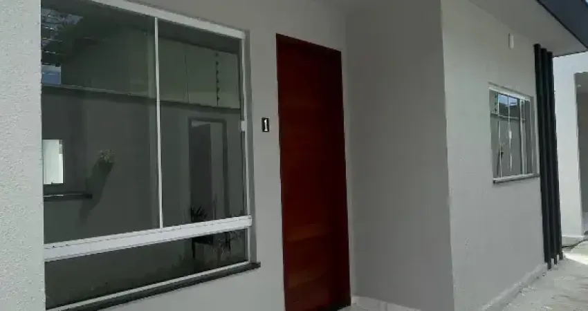 Casa com 02 quartos, sendo 01 suíte em nova esperança, parnamirim rn