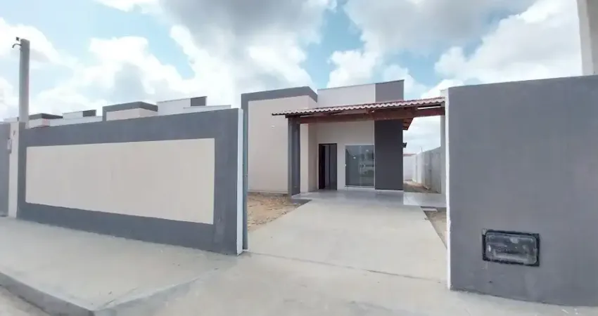 Linda casa com 02 quartos, sendo 01 suíte na região de parnamirim r