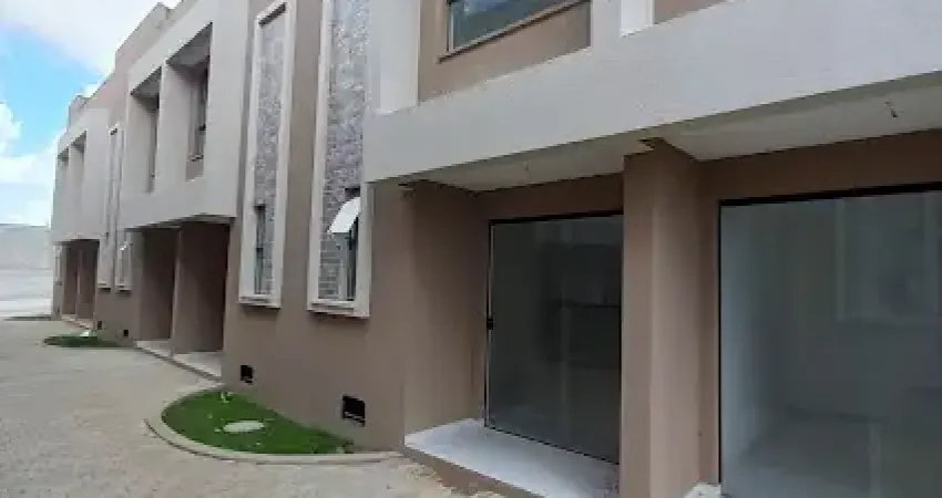 Casa duplex em condomínio fechado no parque das árvores, parnamirim rn