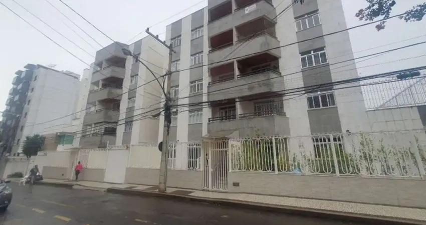 Apartamento com Área Externa no São Mateus!