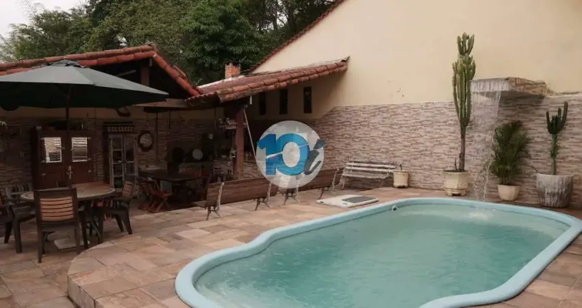 Casa com 5 quartos à venda na Nossa Senhora de Fátima, Barra Mansa 
