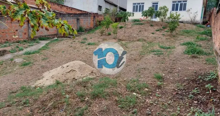Apartamento com 3 quartos à venda na Rua Jaime Caetano de Oliveira, Loteamento Bondarovshy, Quatis