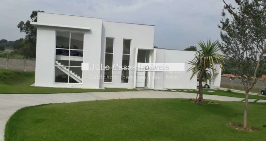 Casa a venda com 3 quartos, 290m2 no Condomínio Vale do Lago - Sorocaba