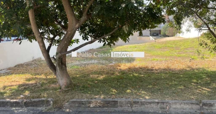Terreno a venda em condomínio com 300m²- Troco por apartamento