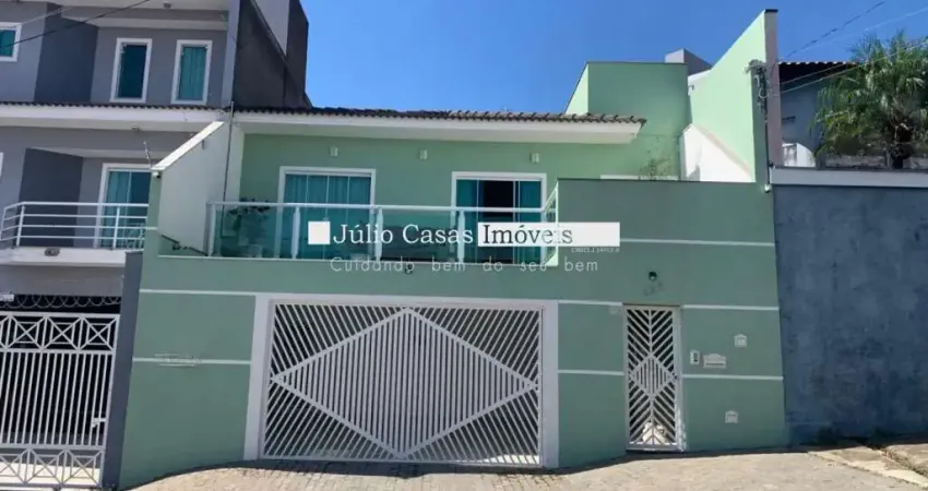 Sobrado à venda com 03 suítes Jardim Prestes de Barros