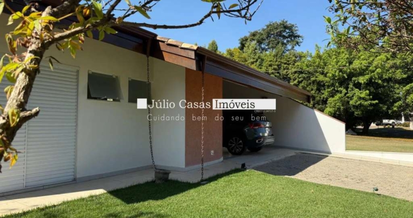 Casa a venda e locação em condomínio Vale do Lago