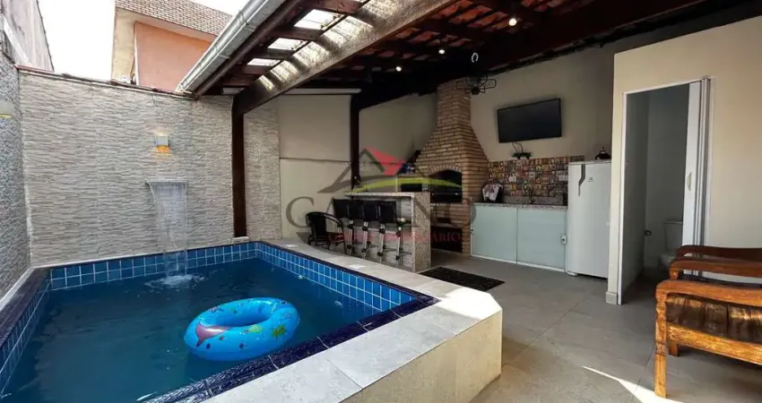 Casa Astúrias com piscina e churrasqueira