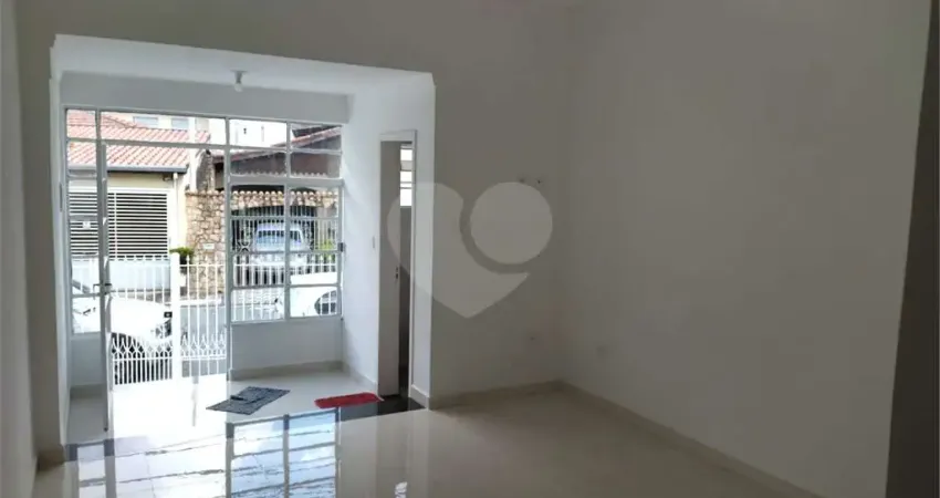Casa térrea com 3 quartos à venda em Jardim Franca - SP