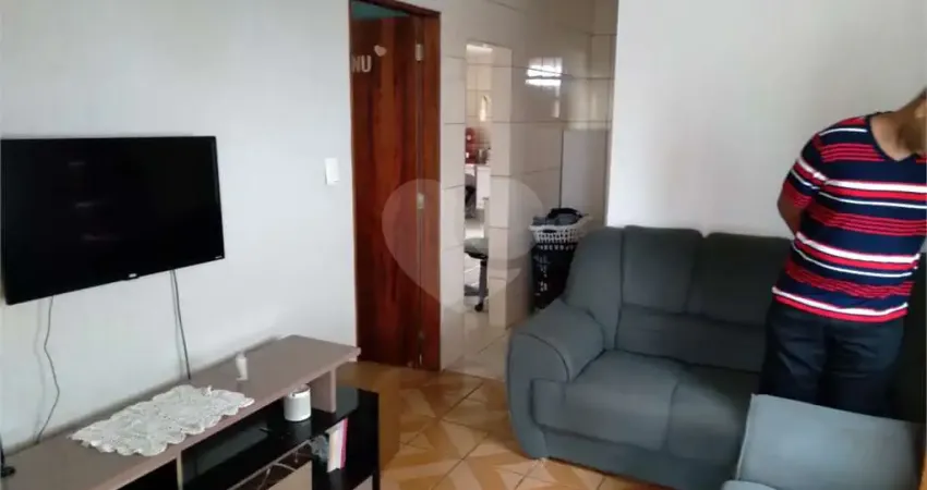 Casa com 4 quartos à venda em Vila Isolina Mazzei - SP