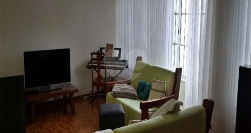 Casa com 3 quartos à venda na Andaçu, Vila Paiva, São Paulo