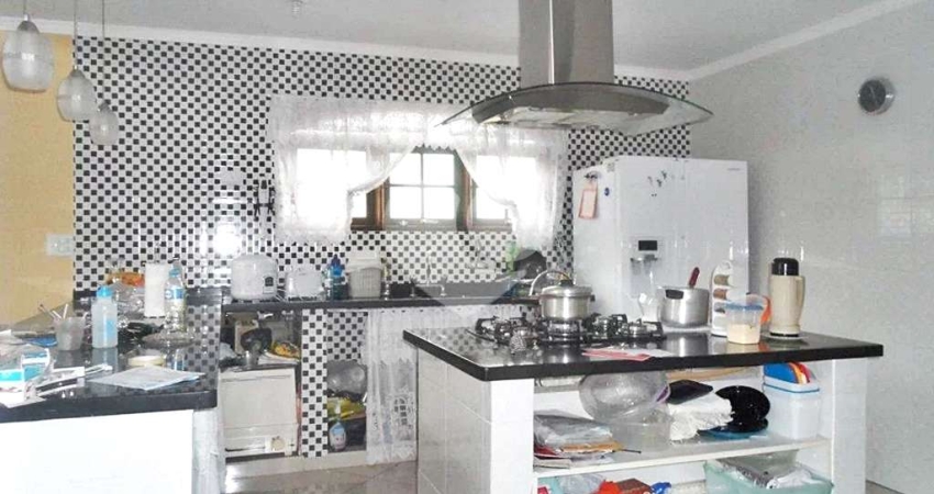 Sobrado com 5 quartos à venda em Vila Leonor - SP